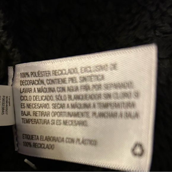 Joy Lab Relaxed Fit Plush Sweatshirt (Pouch Pockets) 3/4 Zipper NWT (MSRP $40) - Picture 5 of 5